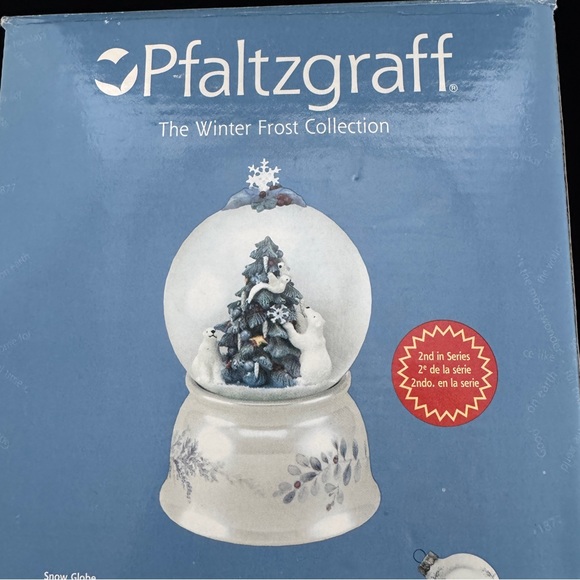 Pfaltzgraff 2nd in Series Winter Frost Snow Globe - Picture 1 of 6